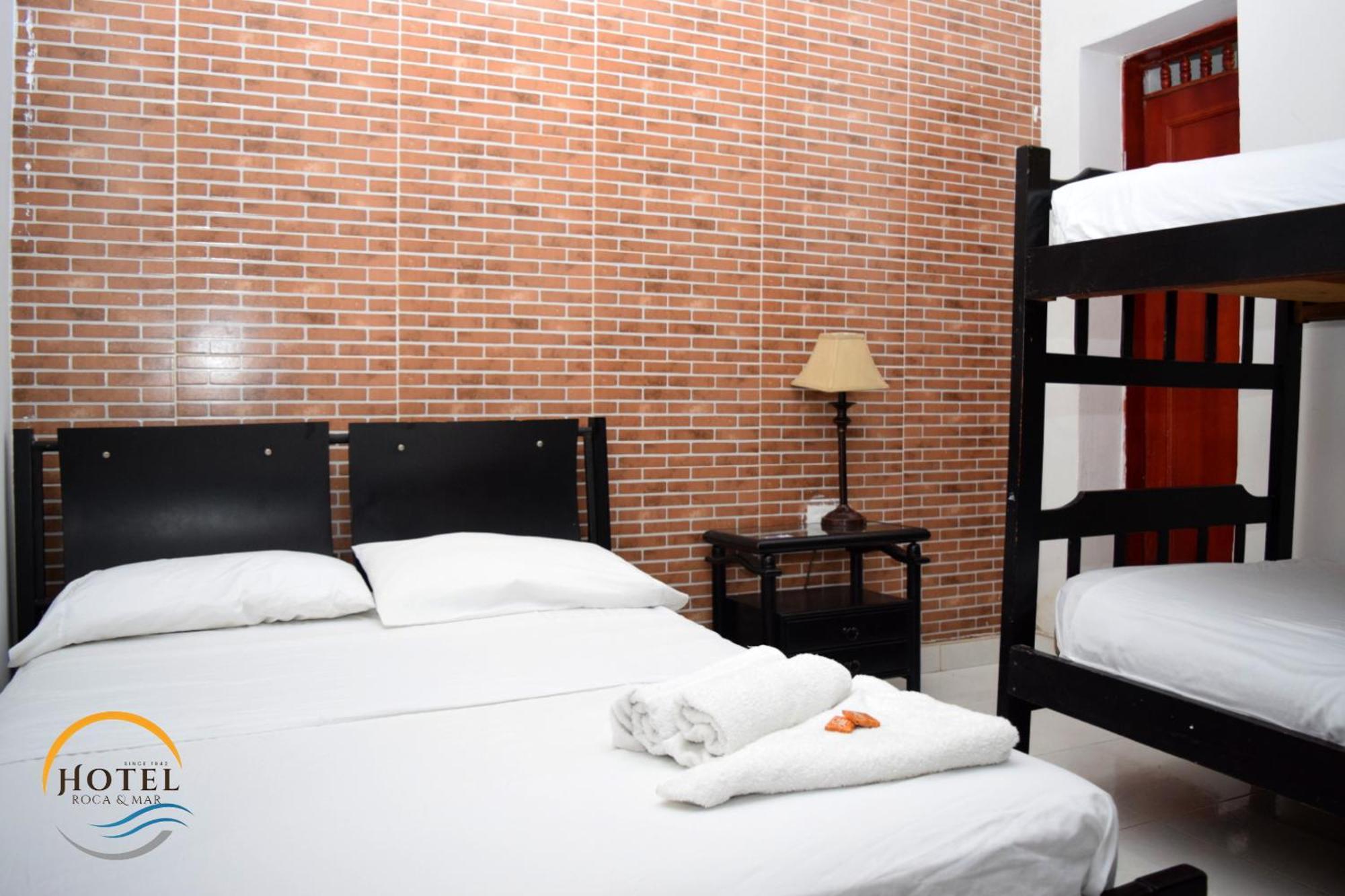 Hotel Roca & Mar Санта Марта Екстериор снимка