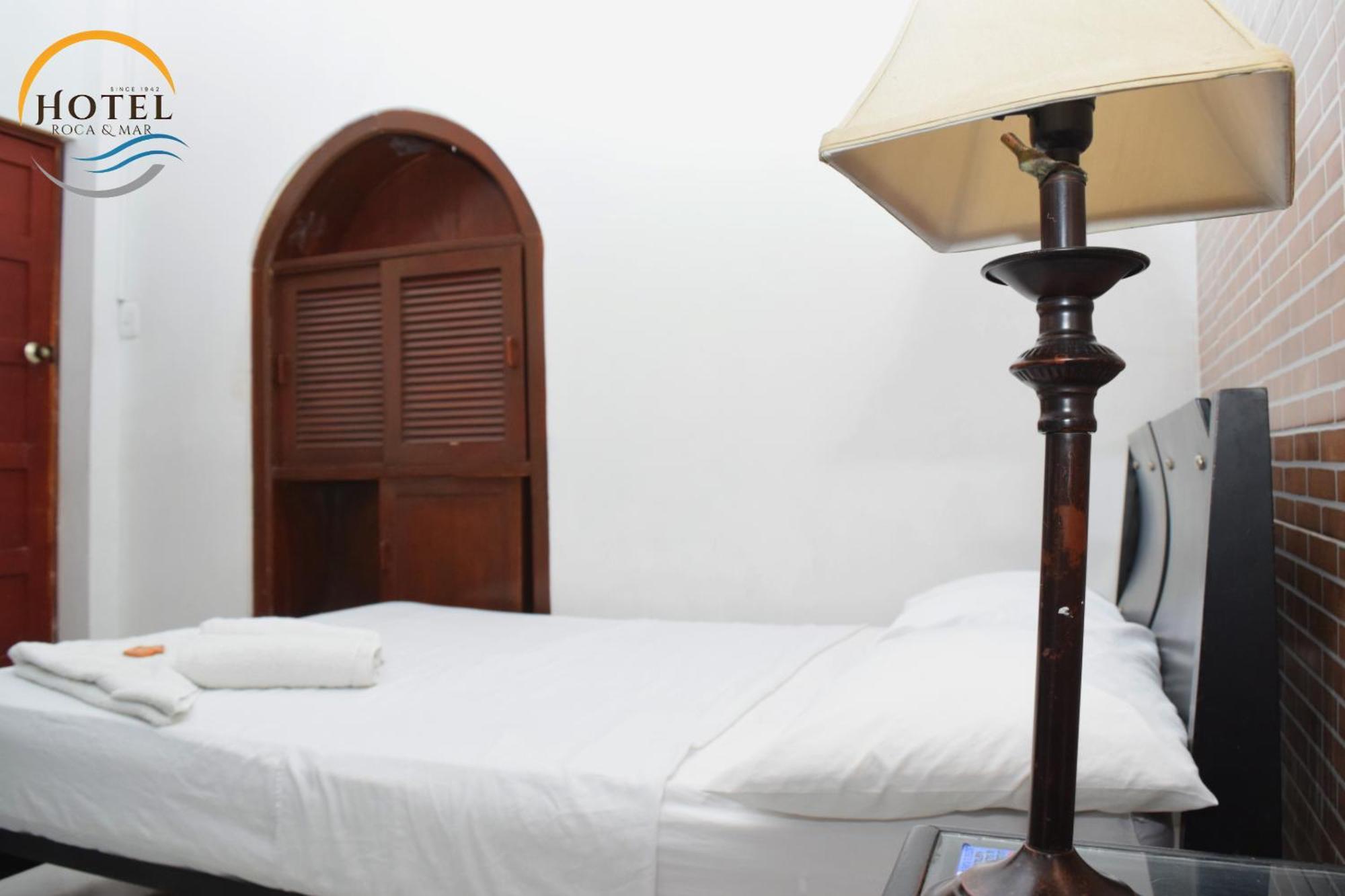 Hotel Roca & Mar Санта Марта Екстериор снимка