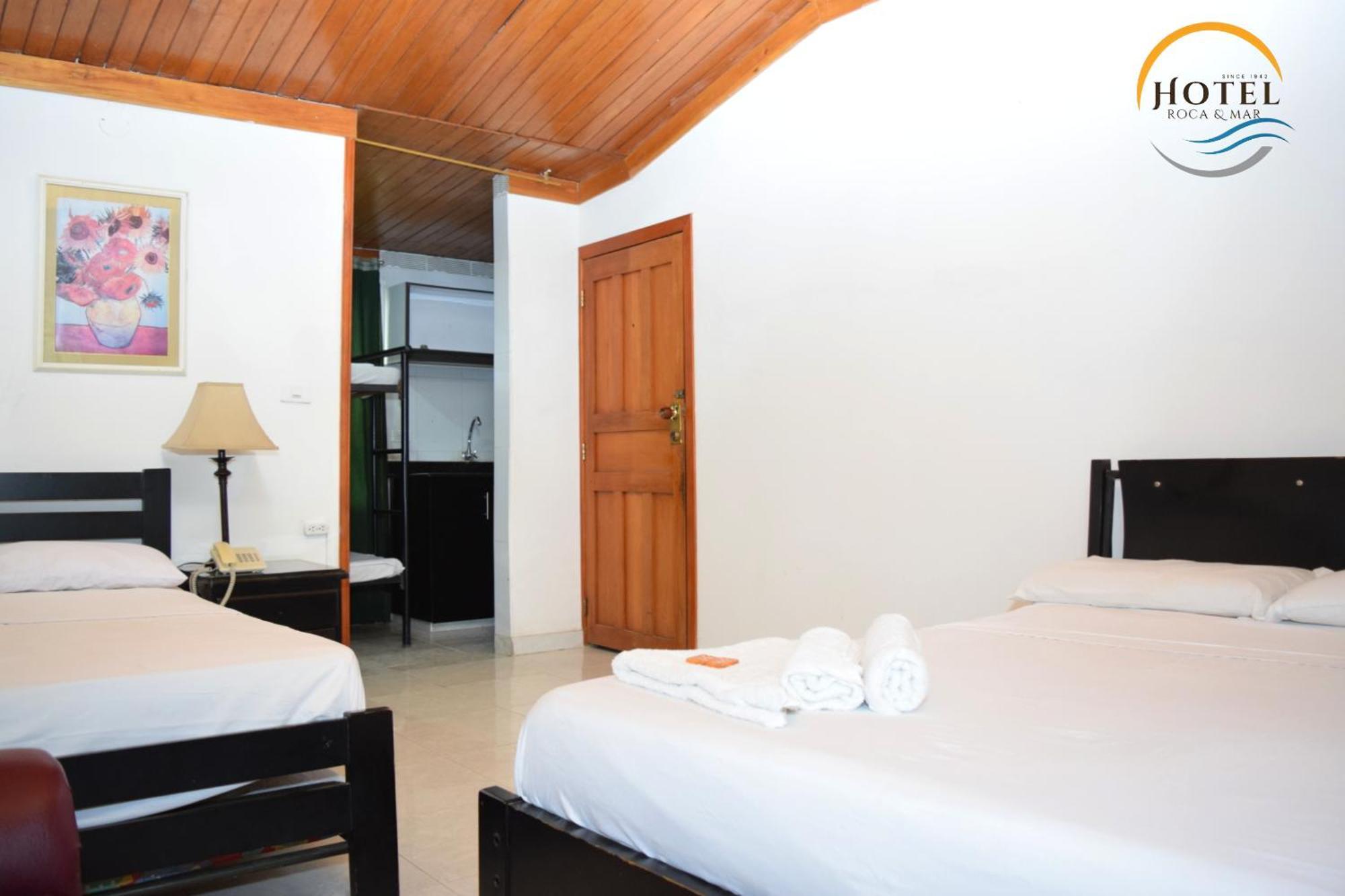 Hotel Roca & Mar Санта Марта Екстериор снимка