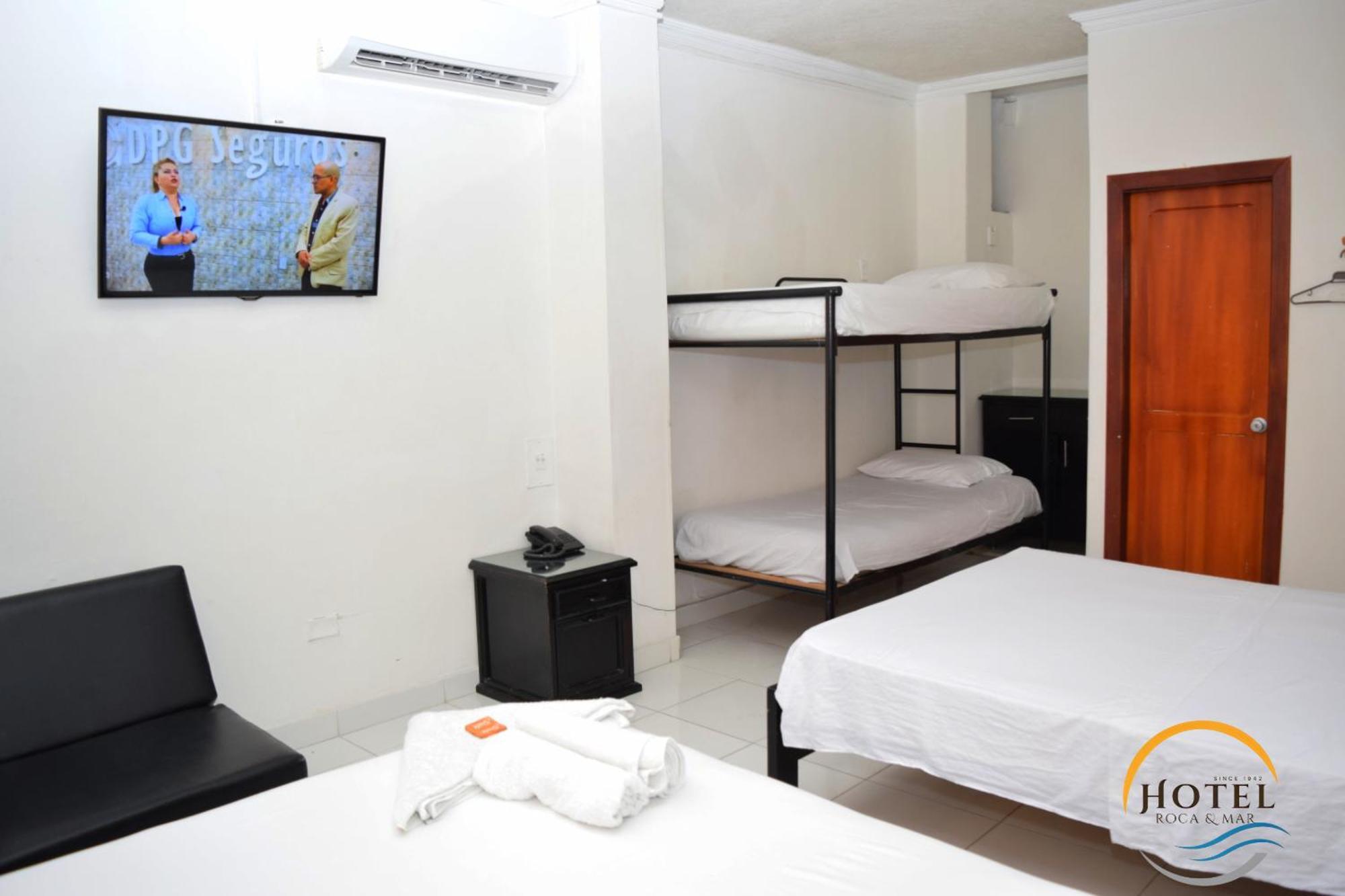 Hotel Roca & Mar Санта Марта Екстериор снимка